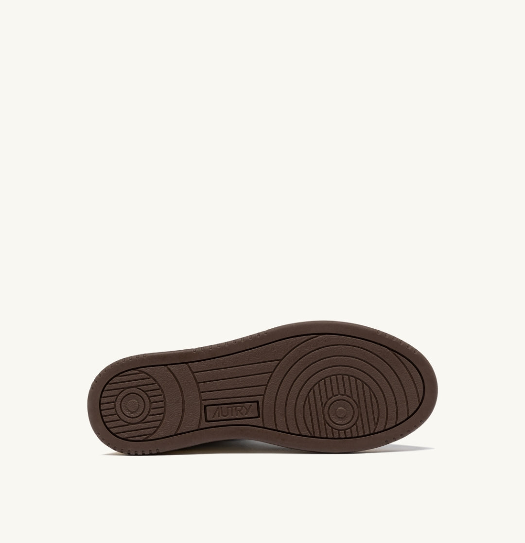 MEDALIST MID BICOLOR SNEAKERS IN WHITE AND CHESTNUT LEATHER