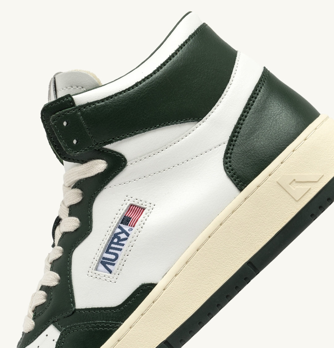 MEDALIST MID BICOLOR SNEAKERS IN WHITE AND MOUNTAIN LEATHER