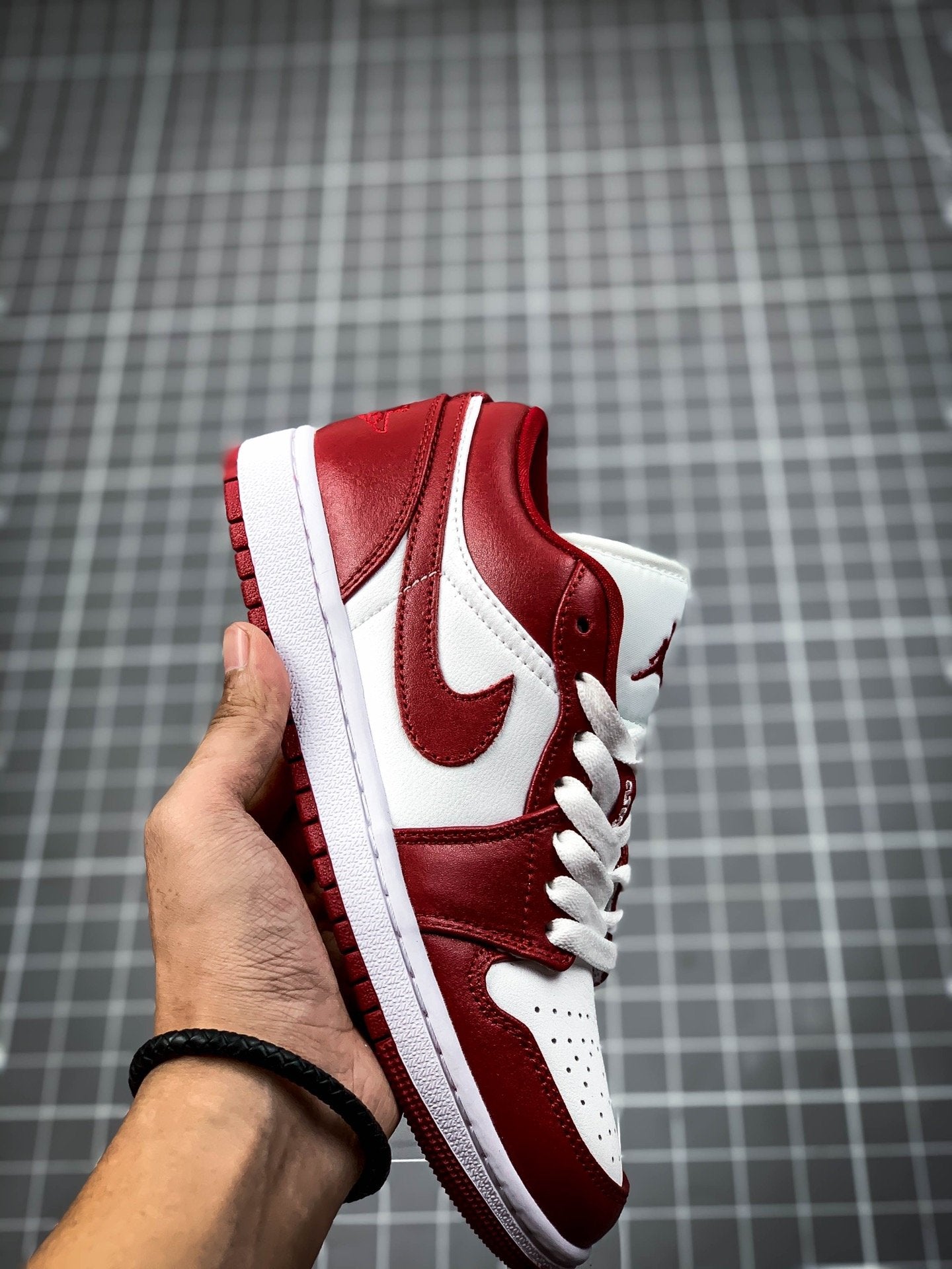 AIR JORDAN 1 LOW