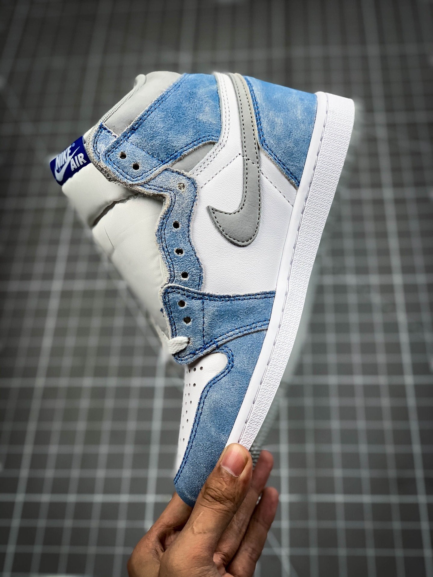 AIR JORDAN 1 HIGH