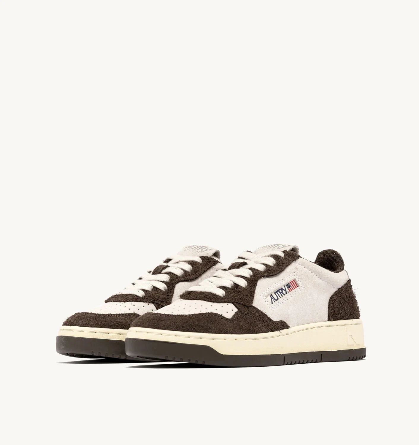 MEDALIST LOW SNEAKERS IN SUEDE BLACKBOARD